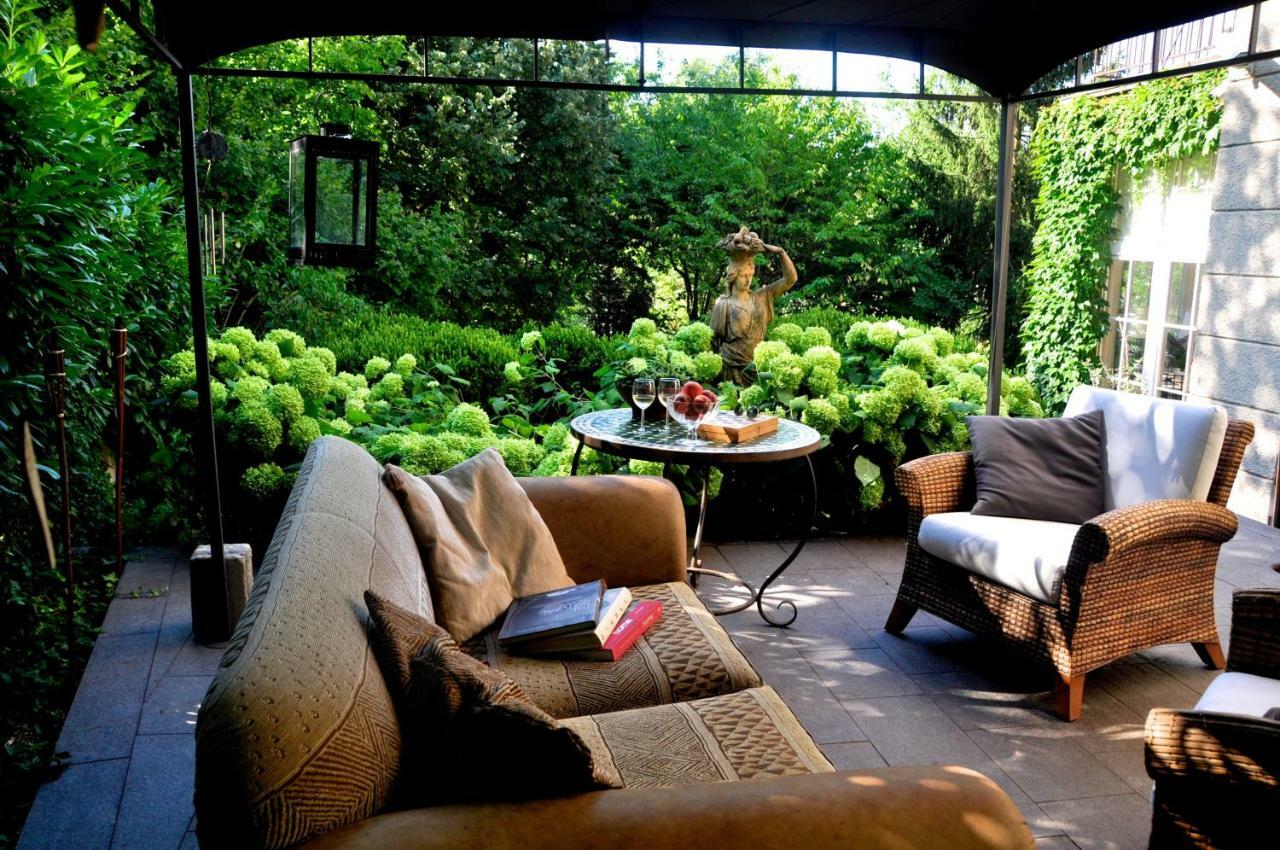 Embassy Row Bnb ซาเกร็บ ภายนอก รูปภาพ