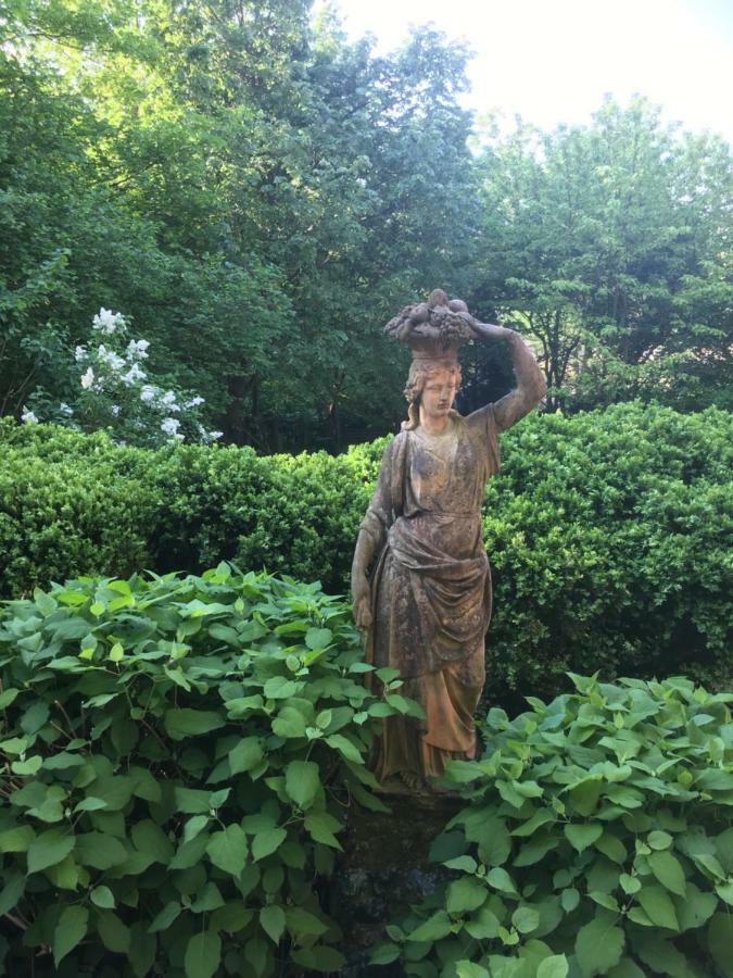 Embassy Row Bnb ซาเกร็บ ภายนอก รูปภาพ